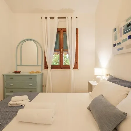 Vakantiehuis Family House 450m To The Torre delle Stelle